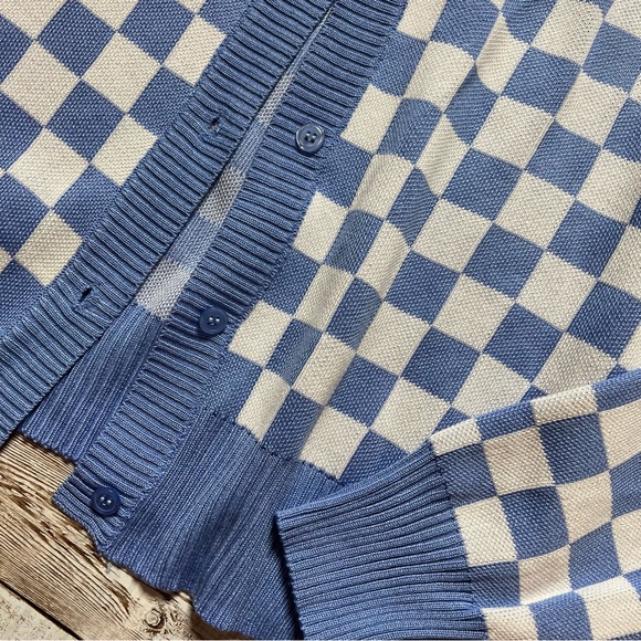 Almost Famous cardigan - Picture 4 of 5